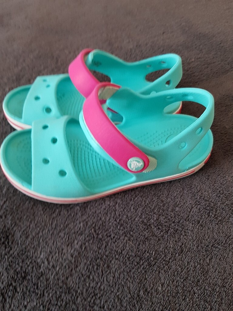 childrens crocs uk